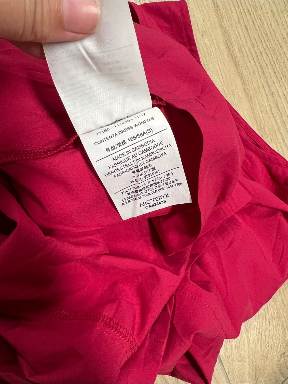 Arc'teryx raspberry Contenta Sleeveless Utility Dress - Picture 6 of 7